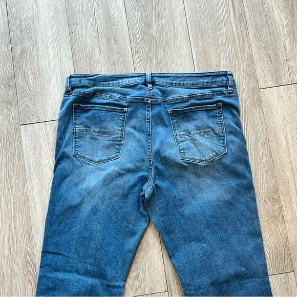 Soho Women's Blue Jeans Curvy Bootcut Size 16 - Picture 7 of 7